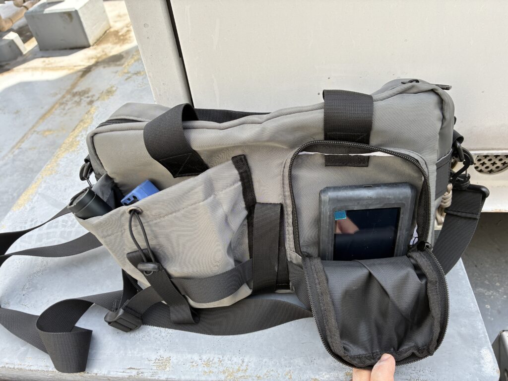 月次点検用のカバンに入れた状態